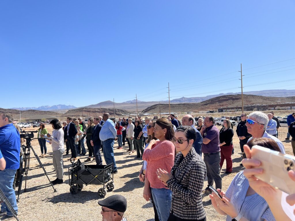 Crowd that attended the groundbreaking